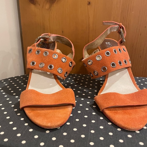 Michael Kors vintage Mild orange sandals Size 10M - Picture 2 of 5